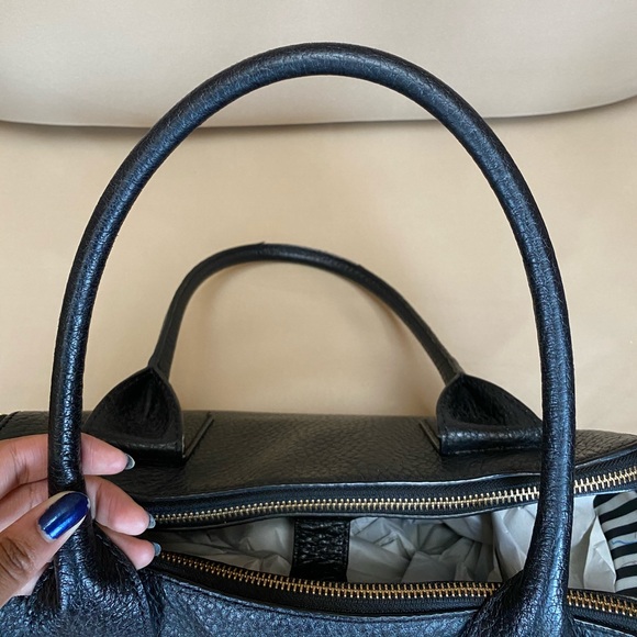 Black leather Kate Spade purse w/ gold hardware - Picture 5 of 10